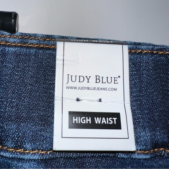 NWT JUDY BLUE High-Waisted Kingsport Pull-On Skinny Jegging in Medium Blue - 22W - Picture 4 of 6
